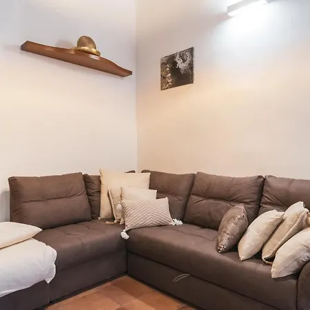 Giubbonari 23 Luxury Apartment